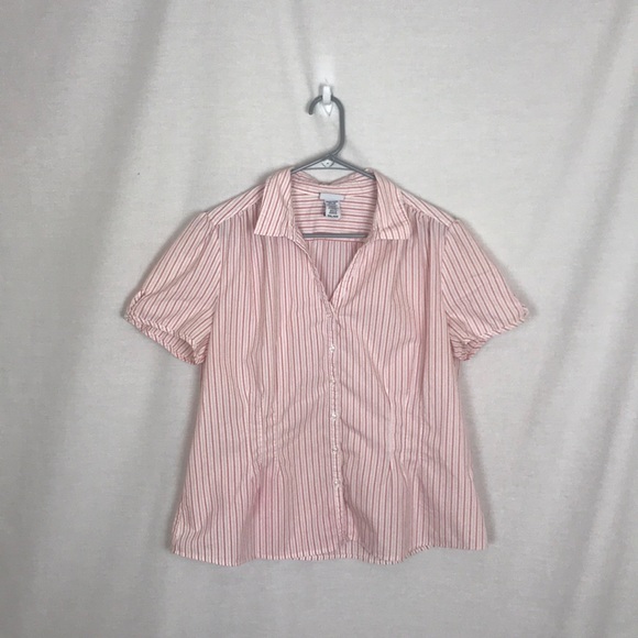 Jaclyn Smith Tops - 3/30 Jaclyn Smith button up blouse